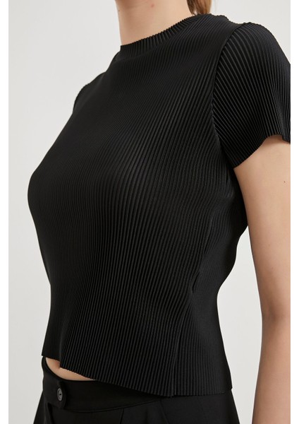 Armalıfe 0001 Piliseli Kısa Kol Kadın Bluz fırsatları