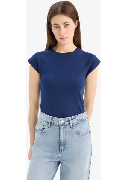 Slim Fit Dar Kesim Bisiklet Yaka Basic Düz Ribana Kısa Kollu Tişört C7334AX25SP modelleri