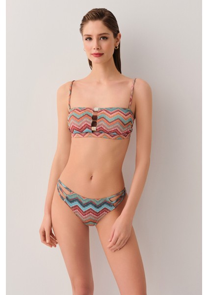 Wave Aksesuarlı Straplez Bikini Üst