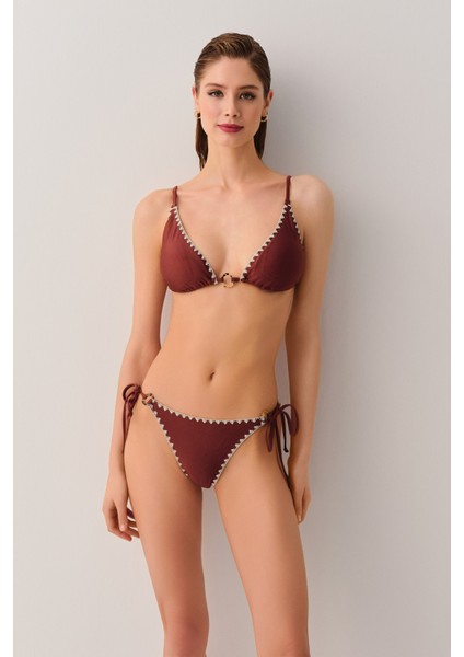 Cowgirl Aksesuarlı Kroşetalı Bikini Alt fiyatları
