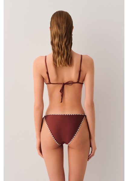 Cowgirl Aksesuarlı Kroşetalı Bikini Alt fırsatları