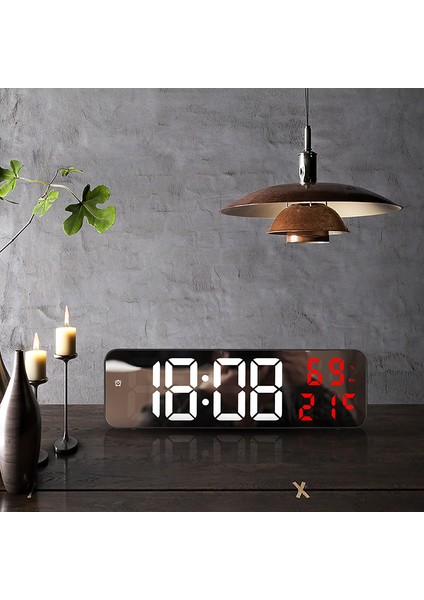 671 LED Aynalı Dijital Duvar Saati Geniş Ekran Fişli Siyah Beyaz Mavi (Yurt Dışından) indirimleri