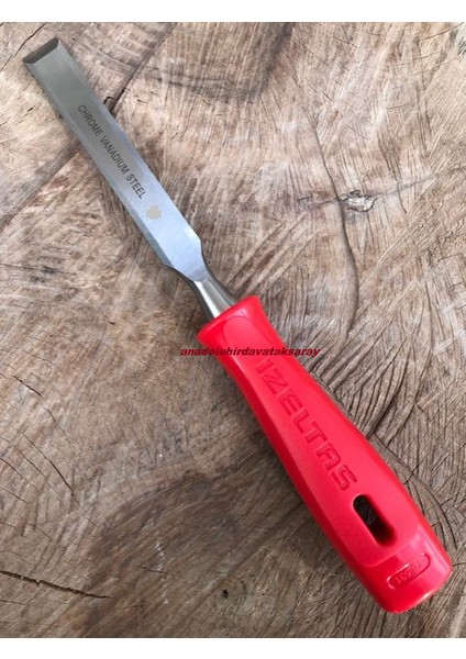 Izeltaş Iskarpile Ahşap Oyma Keskisi 28MM Chrome Vanadıum Çelik