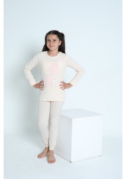 8260 Baskılı Kız Ç. Pijama Takım fiyatları