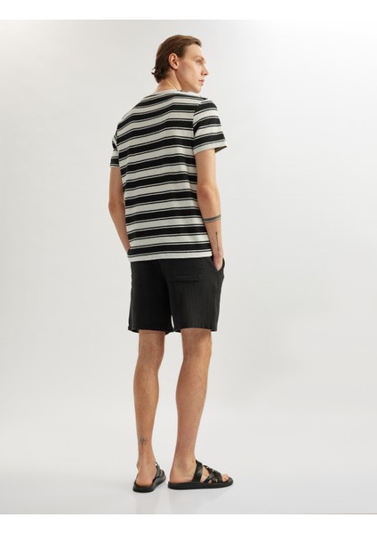 Müslin Pamuklu Cep Detaylı Beli Bağcıklı Chino Şort fiyatları