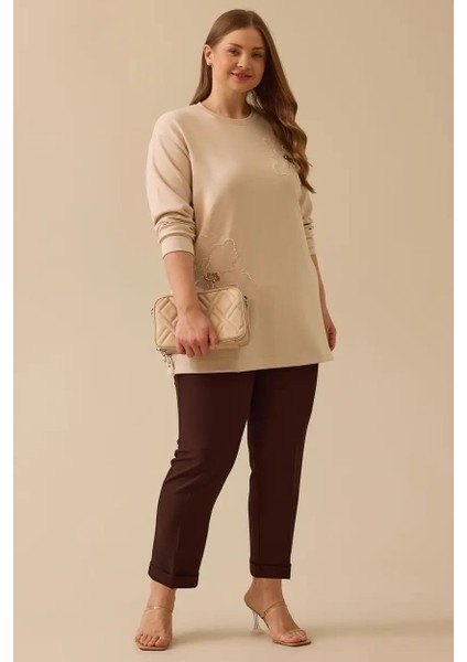 Kadın Büyük Beden Çiçek Işlemeli Sweatshirt - Bej
