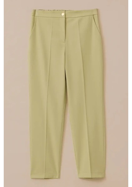 Kadın Yüksek Bel Düğme Detaylı Cepli Pantolon - Yeşil