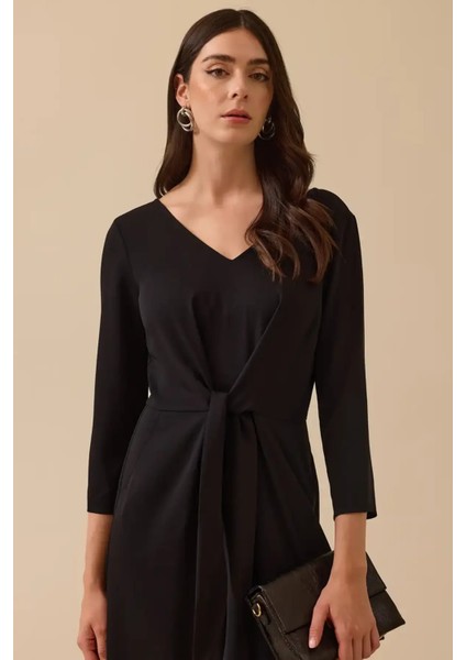 Kadın V Yaka Bağlama Detaylı Tulum - Siyah fiyatları