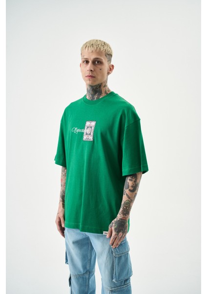 Erkek Expectation Nakışlı Oversize T-Shirt Benetton fiyatları