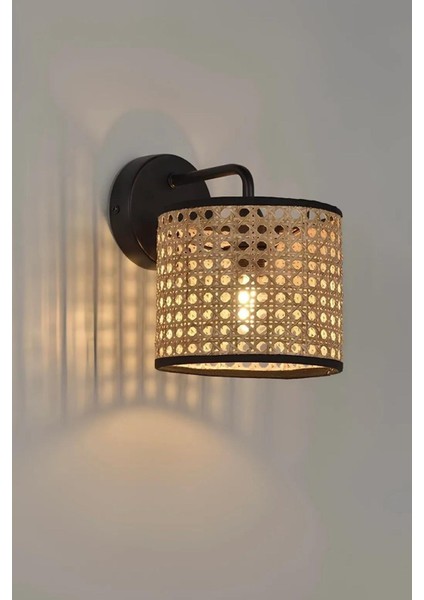 Yeni Pena Pilli Siyah Rattan Aplik