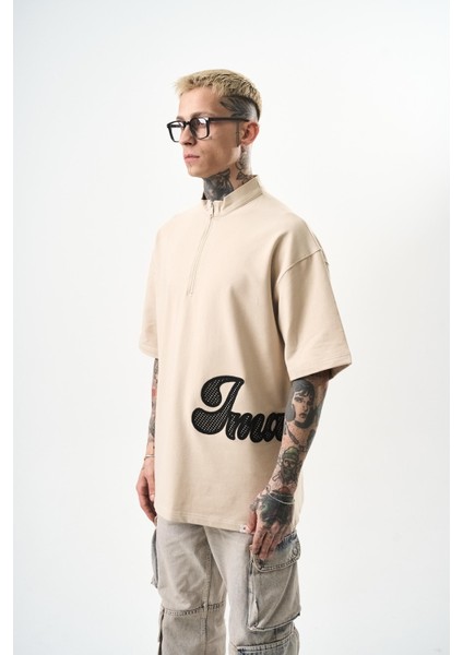 Erkek Imagined Nakışlı Yarım Fermuarlı Oversize T-Shirt Bej fiyatları