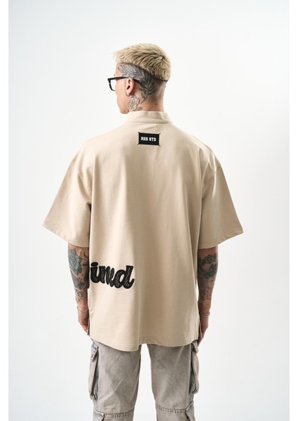 Erkek Imagined Nakışlı Yarım Fermuarlı Oversize T-Shirt Bej modelleri