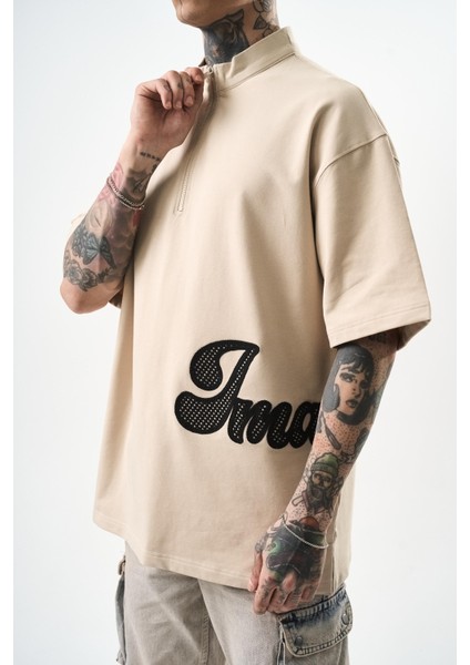 Erkek Imagined Nakışlı Yarım Fermuarlı Oversize T-Shirt Bej fırsatları