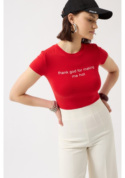 Baskılı Likralı Crop Kırmızı T-Shirt