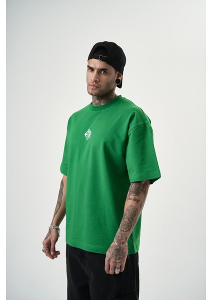Erkek Reflection Nakışlı Oversize T-Shirt Benetton fiyatları