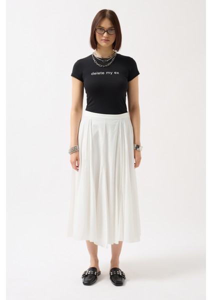 Baskılı Likralı Crop Siyah T-Shirt fiyatları