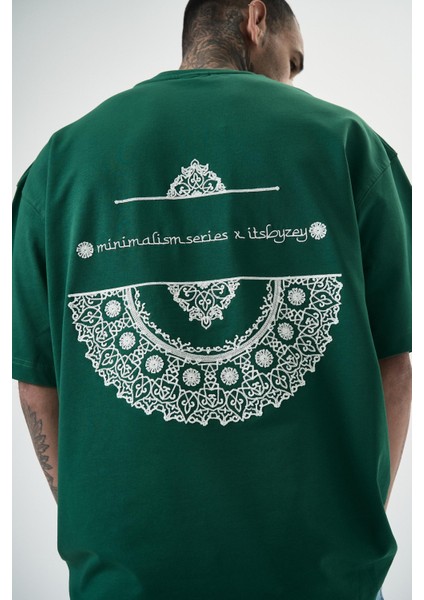 Erkek Minimalism Series Nakışlı Oversize T-Shirt Nefti indirimleri