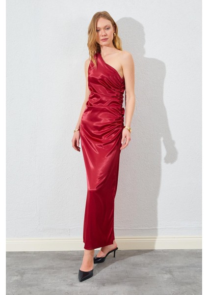 Kadın Bordo Tek Omuz Yanı Drapeli Saten Elbise modelleri