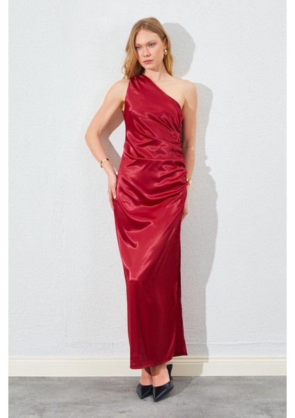 Kadın Bordo Tek Omuz Yanı Drapeli Saten Elbise indirimleri