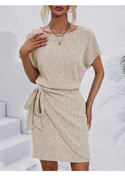 Kadın Kısa Kollu Yakası Açık Belden Lastikli Yandan Bağlamalı Kalın Fitilli Kaşkorse Elbise indirimleri
