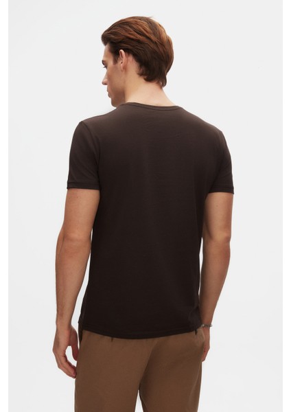 Slim Fit Kahverengi Bisiklet Yaka Pamuklu Nefes Alabilen T-Shirt modelleri