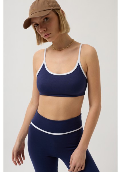 Biye Detaylı Askılı Lacivert Bra fırsatları