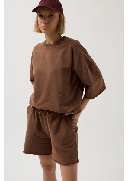 Oversize Lazer Kesim Bisiklet Yaka Kahverengi T-Shirt