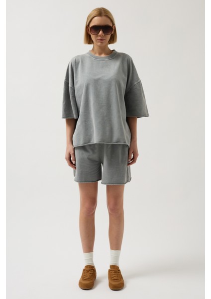 Oversize Lazer Kesim Bisiklet Yaka Gri T-Shirt fiyatları