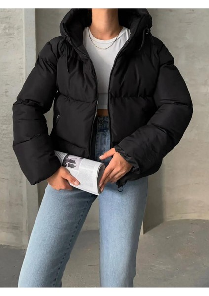 Kadın Siyah Kapüşonlu Şişme Mont Ss modelleri