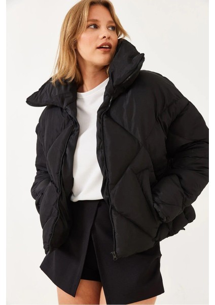 Kadın Siyah Oversize Şişme Mont