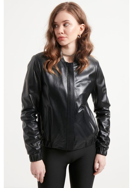 Kadın Siyah Büzgülü Hakiki Deri Ceket fırsatları