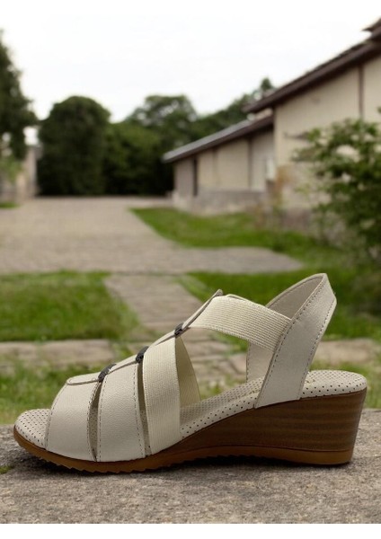 D25YS-2735 Kemik Renk Hakiki Deri Tam Ortopedik Kadın Günlük Sandalet modelleri