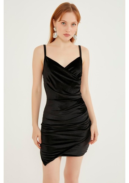 Kadın Siyah Kadife Askılı Elbise fırsatları