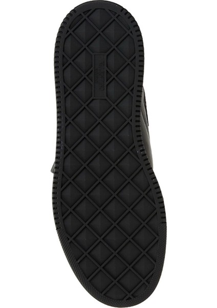 One Stud Black Sneaker indirimleri