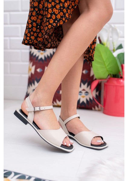 Yorgi Bej Cilt Sandalet fiyatları