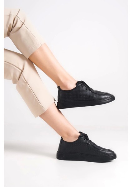 Sihba Siyah Cilt Bağcıklı Babet Ayakkabı fiyatları