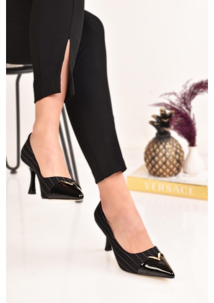 V Toka Çizgili Kadın Topuklu Ayakkabı