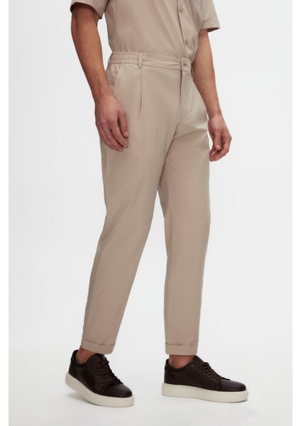 Relaxed Fit Bej Ince ve Hafif Rpt Jogger Pantolon