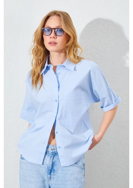 Kadın Mavi Düşük Kol Tek Cepli Gömlek fiyatları