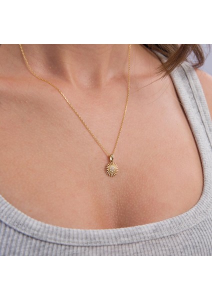 14 Ayar Altın Güneş Kolye Ucu 1,09 gr modelleri