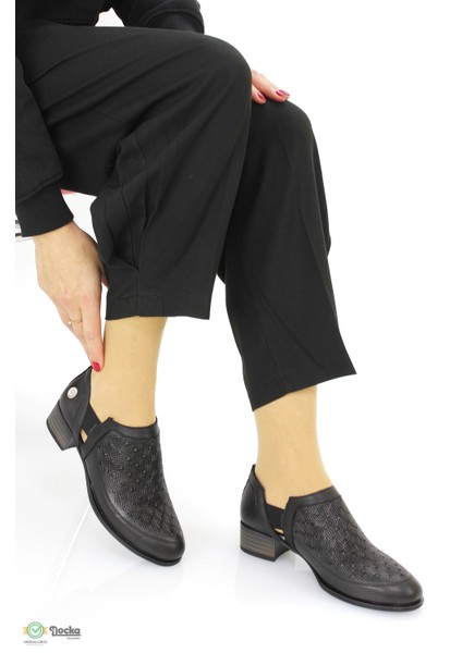 Kadın Deri Klasik Yazlık Ayakkabı M26YA7360