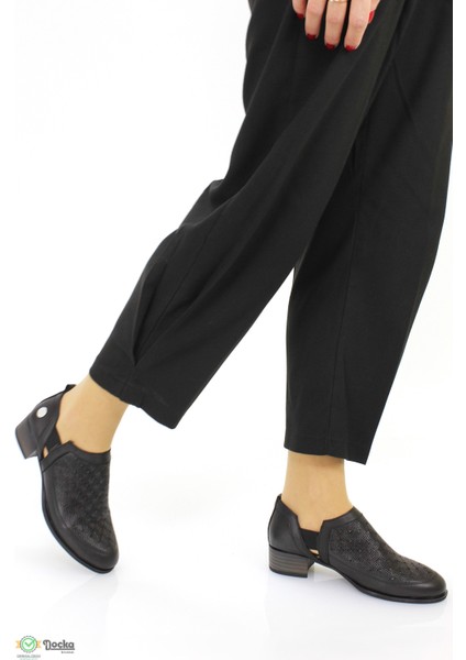 Kadın Deri Klasik Yazlık Ayakkabı M26YA7360 modelleri