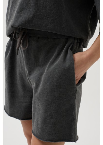 Lazer Kesim Bağcık Detay Antrasit Şort indirimleri