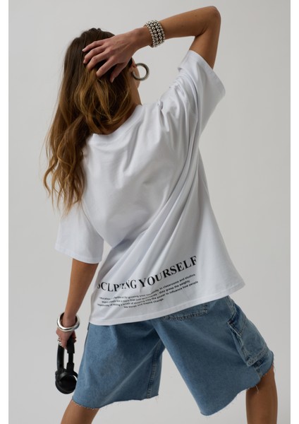 Etek Ucu Baskili Beyaz T-Shirt indirimleri