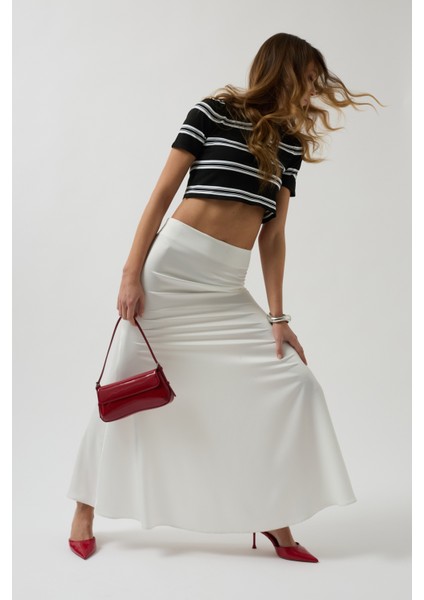 Polo Yaka Crop Siyah T-Shirt modelleri