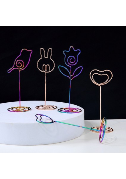 Çiçek Altın 1 Adet Metal Yer Kart Sahipleri Düğün Masa Numarası Adı Burcu Düğün Doğum Günü Partisi Ev Dekorasyon Için Standı Fotoğraf Klip Standı (Yurt Dışından) fırsatları