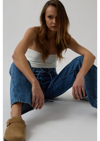 Biye Detay Straight Mavi Jean