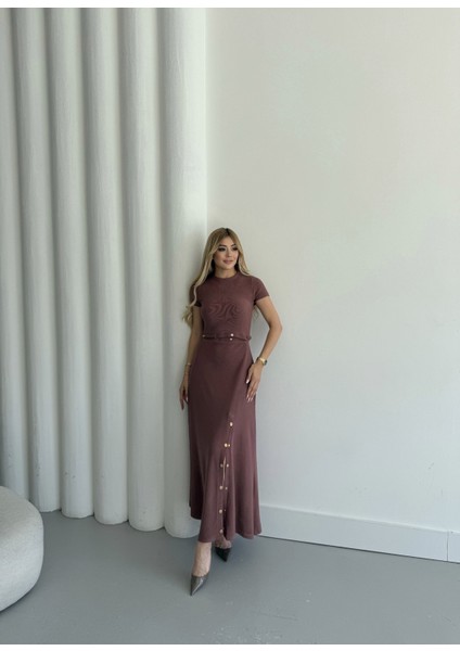 Buketli Kadın Beli Tam Tur Sarı Çıtçıt Detaylı Çıtçıt Yırtmaçlı Kısa Kollu Maxi Boy Ottoman Elbise