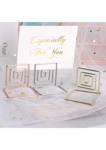 Altın-Üçgen 10 Adet Moda Düğün Metal Masa Numarası Tutucu Standları Adı Oturma Etiketleri Yer Kartı Klipleri Düğün Yıldönümü Partisi Için (Yurt Dışından) indirimleri