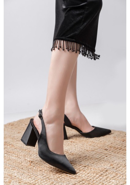 Siyah | Saten | 34-43 Numara | Topuk Boyu 8 cm | Pad'lı Iç Taban Kadın Topuklu Ayakkabı | Shine